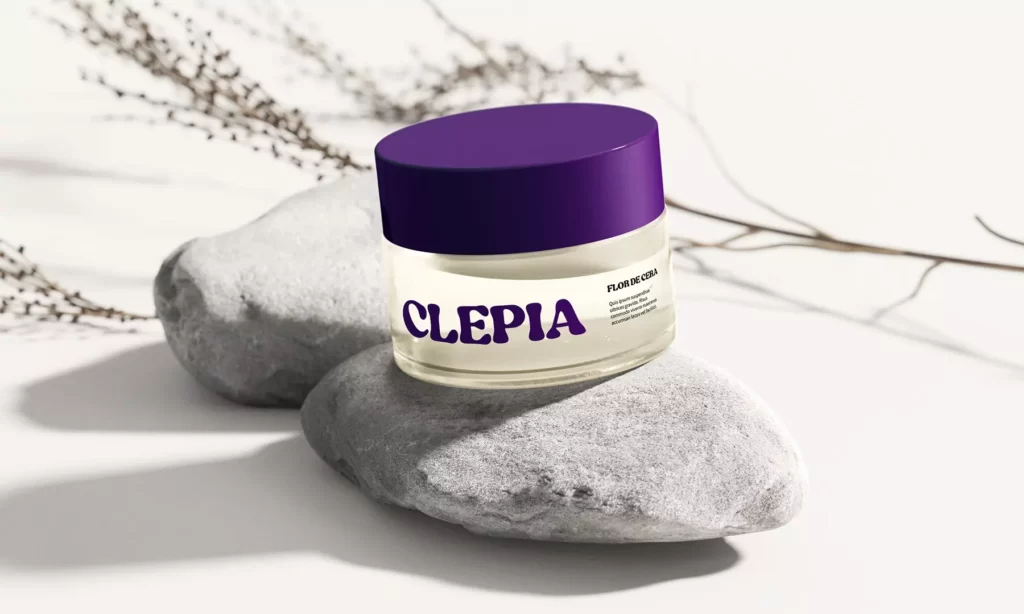 Envase de crema facial con etiqueta en vinil transparente con impresión a color